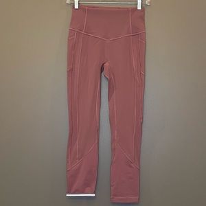 Lululemon’s All the right places legging